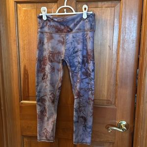 Purple workout pants, size M